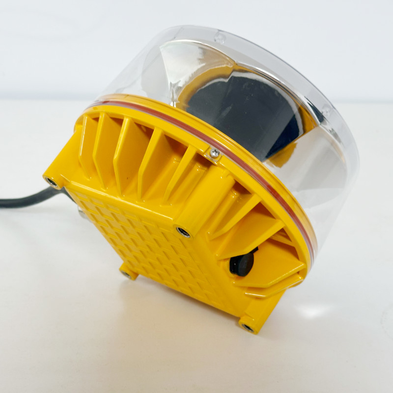 ICAO Compliant OM2K-B Medium Intensity Aviation Obstruction Light For Towers And Buildings
